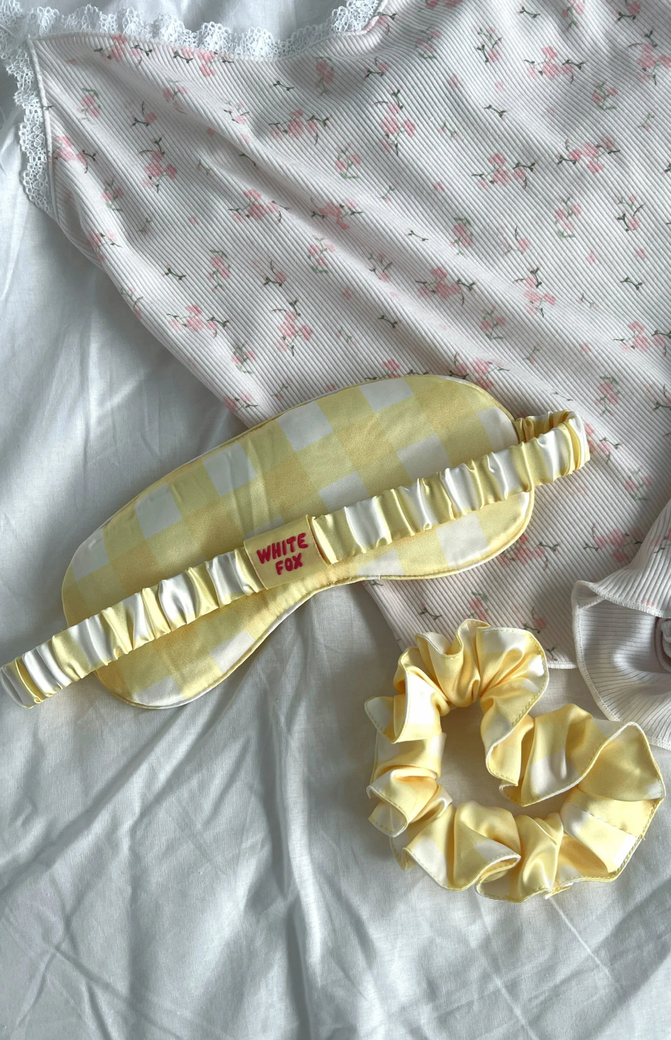 Beauty Sleep Set Yellow Gingham