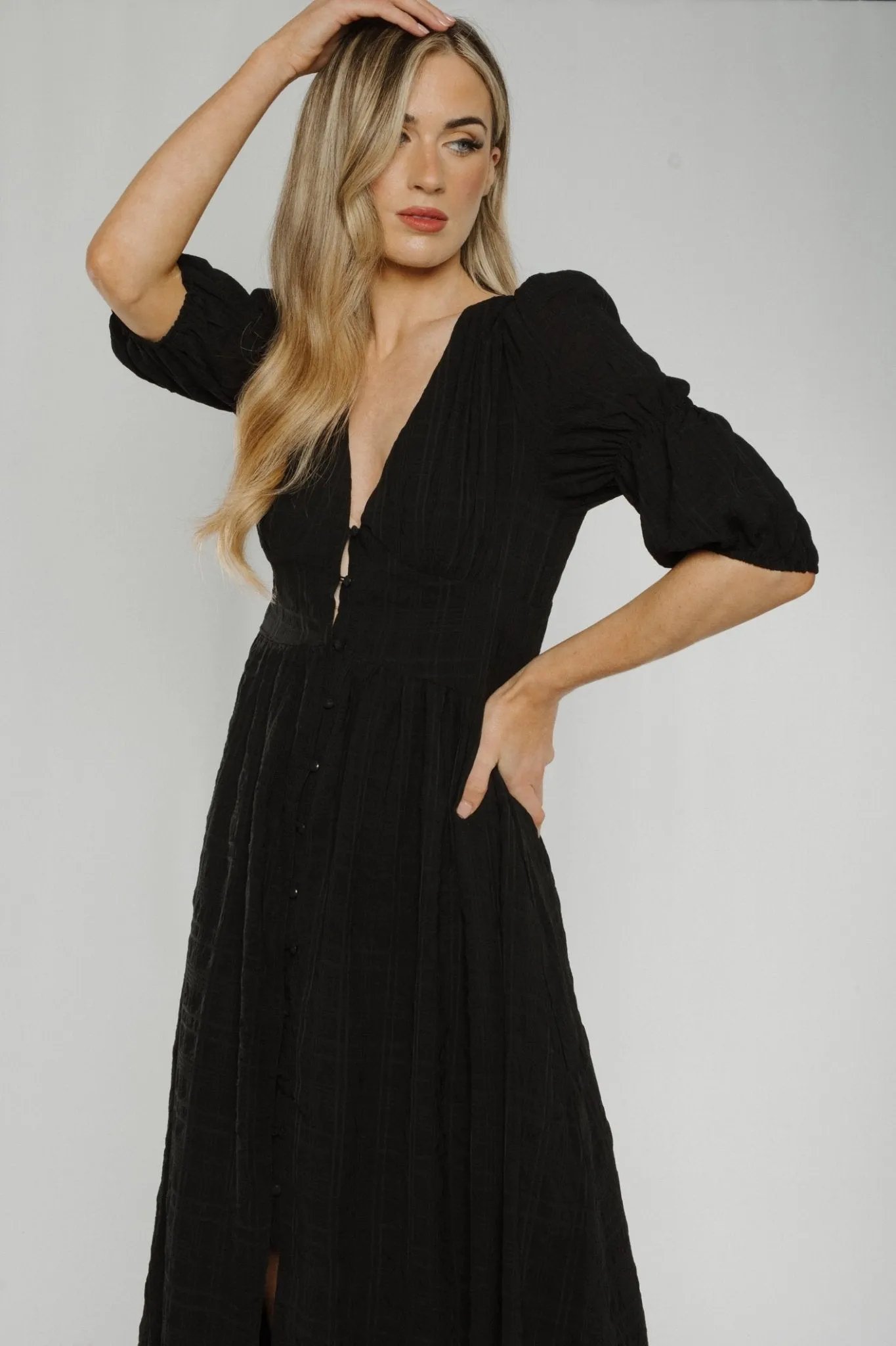 Caitlyn Button Front Midi Dress In Black