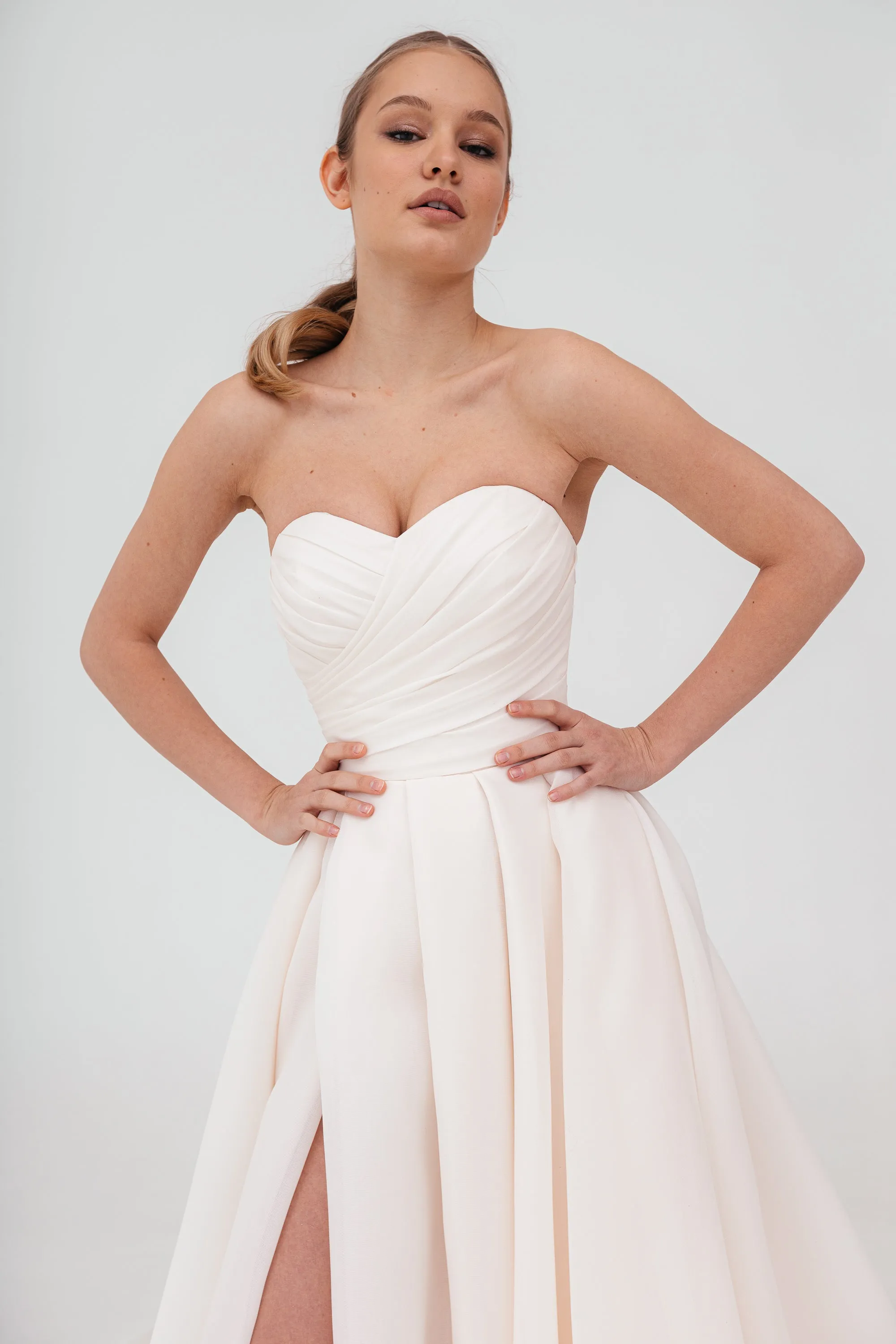 Coral Extra Convertible Wedding Dress Audrey (Basic dress   bolero   bow   detachable train)