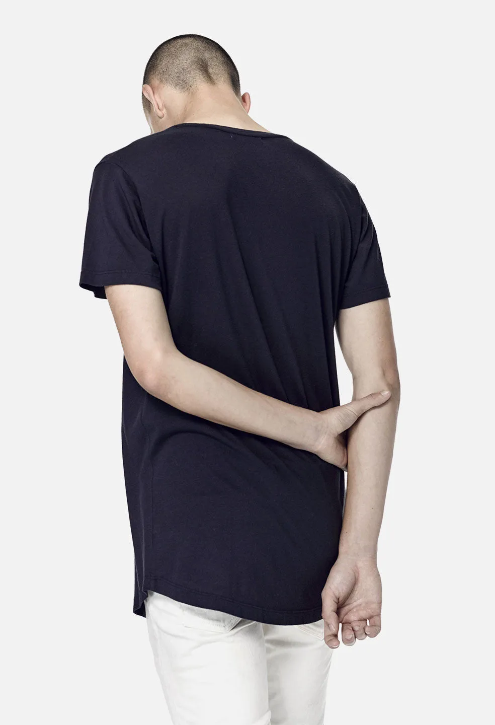 Curve U-Neck / Dark Navy