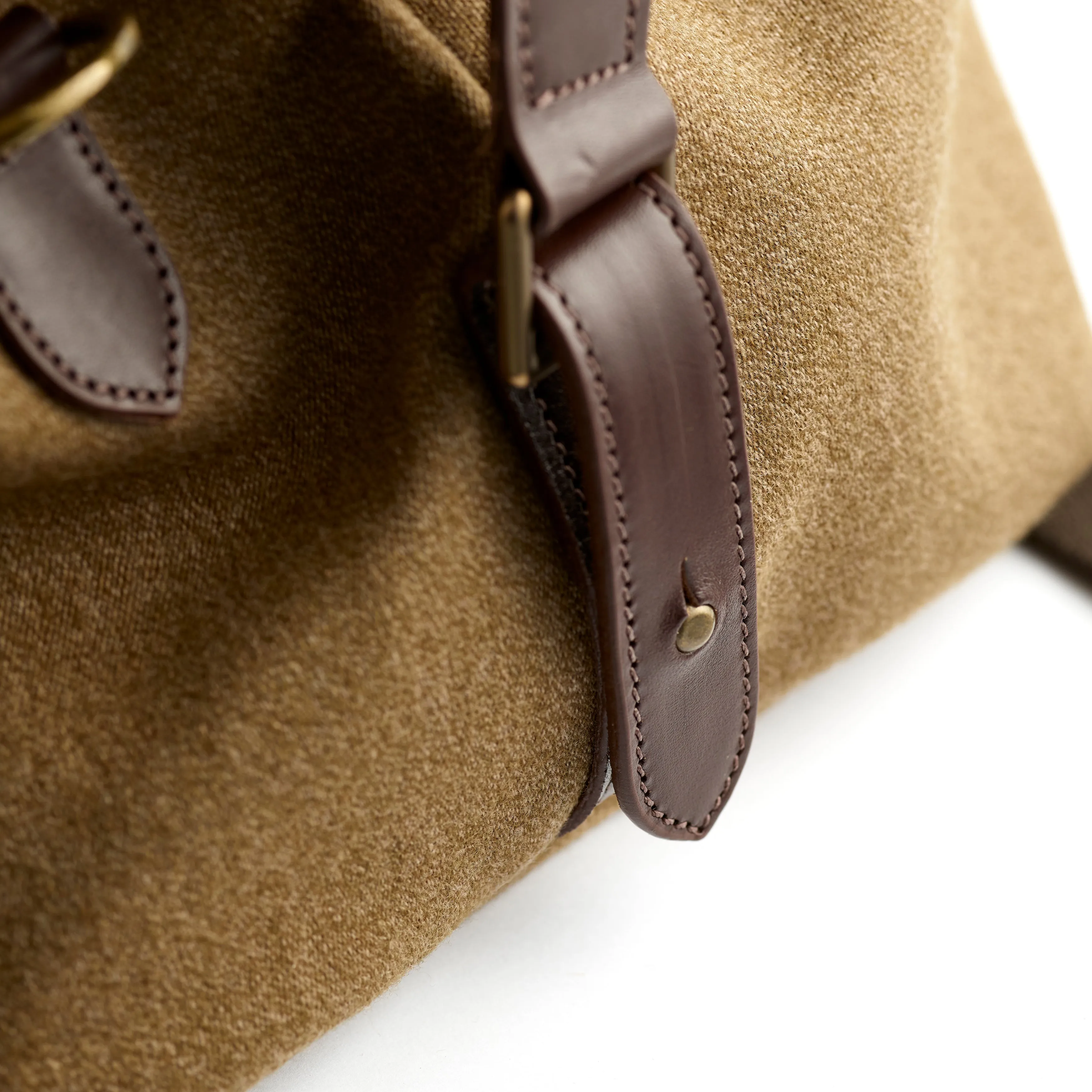 Fox Covert Cloth Olive Explorer Bag