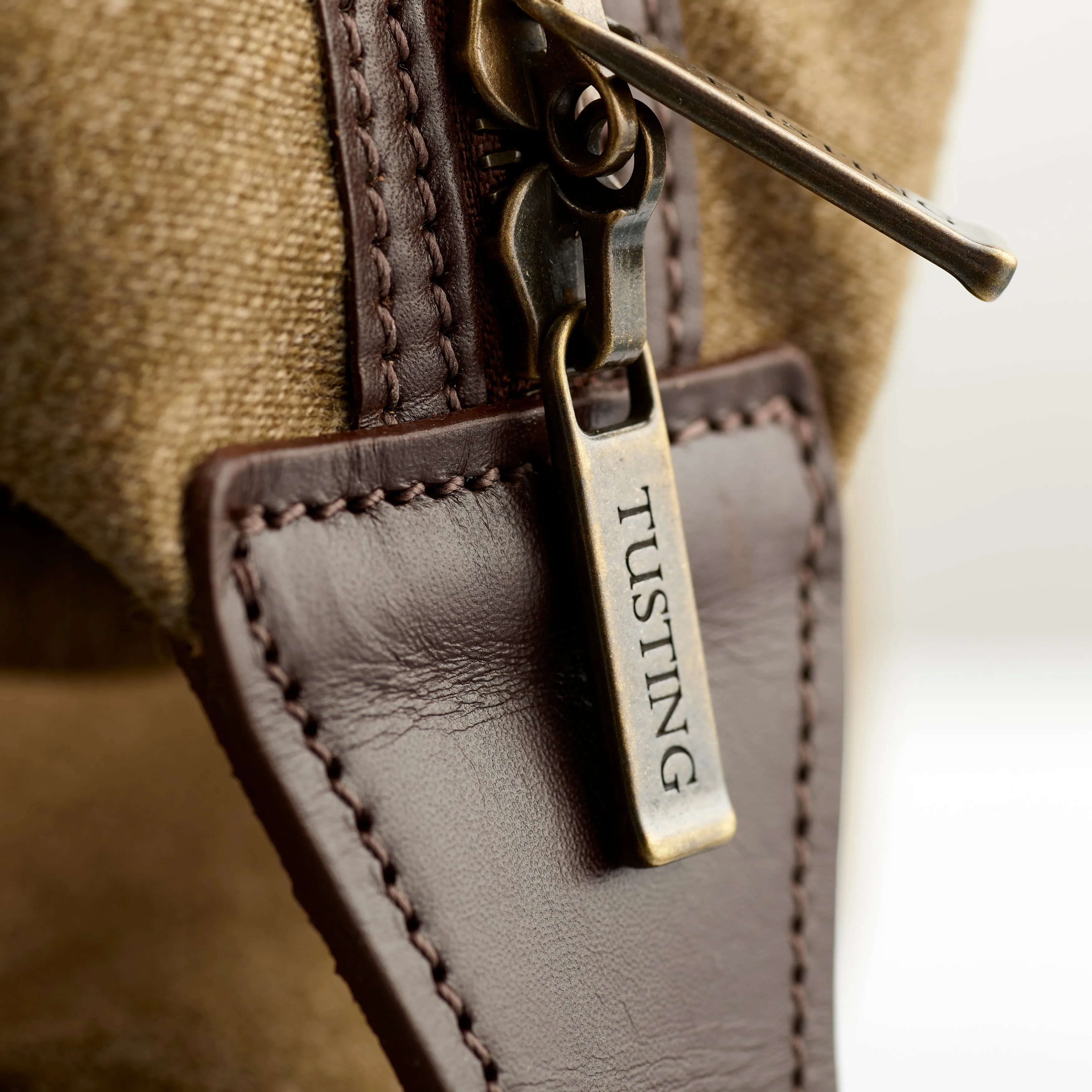 Fox Covert Cloth Olive Explorer Bag