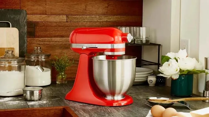 KitchenAid Artisan Mini 5Ksm3311Xbht 3.3-Litre Stand Mixer (Hot Sauce), 250 Watt