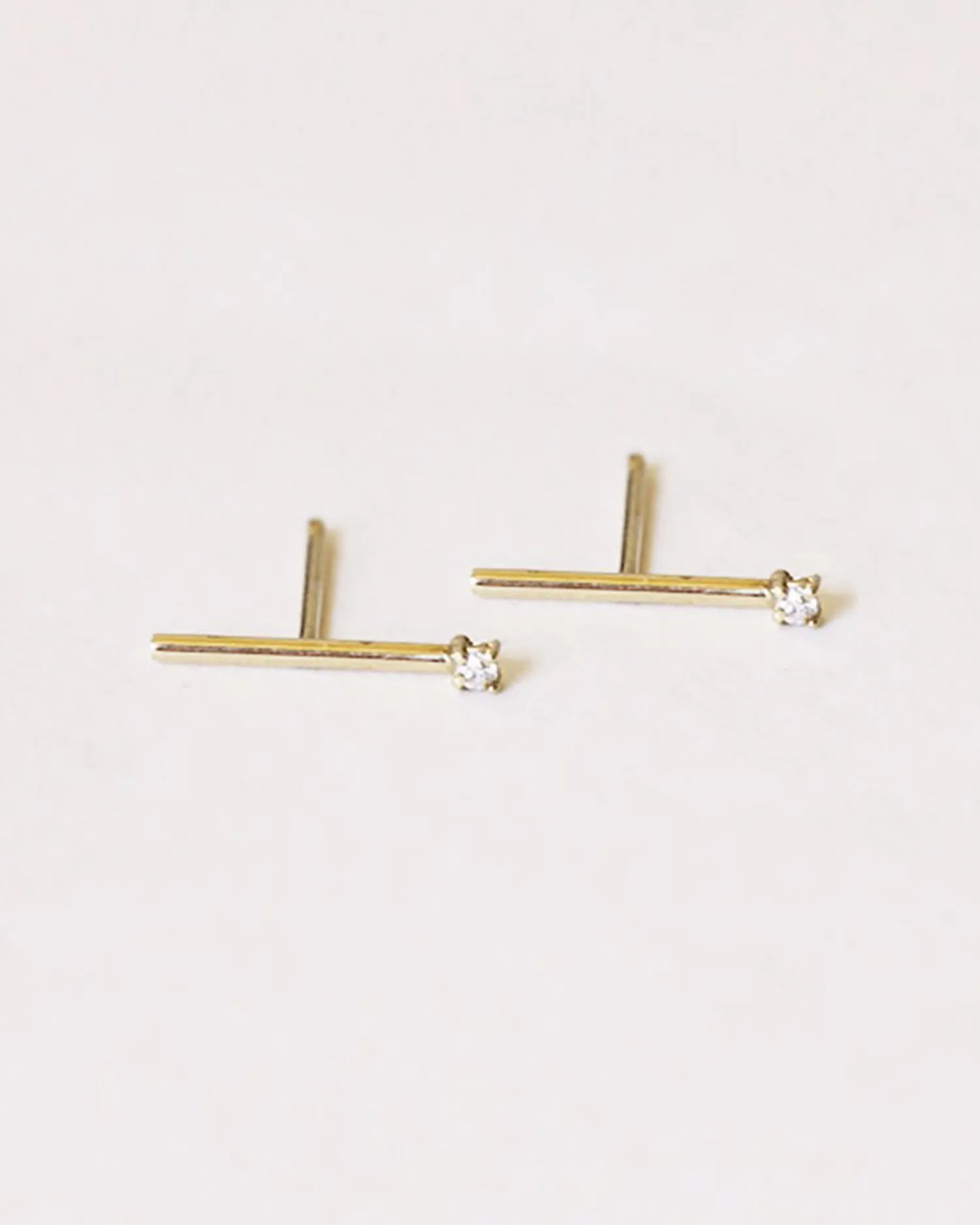 Matchstick Stud – White Diamond