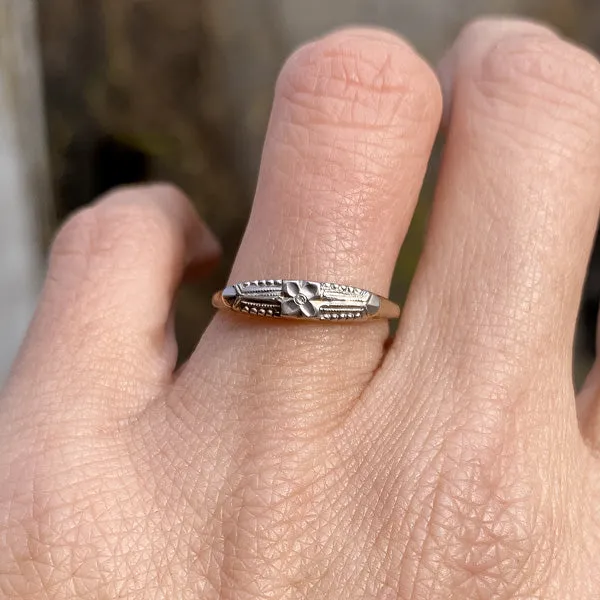 Vintage Two Toned Wedding Band Ring